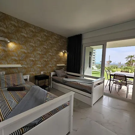 Posidonia Apartment, Ground Floor With Garden,3 Swimming Pools, Jacuzzi,parking Space *